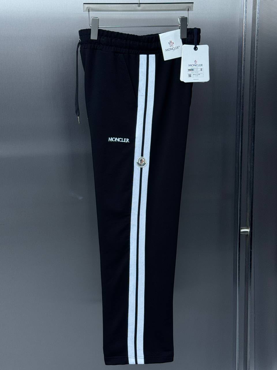 Moncler Black 2